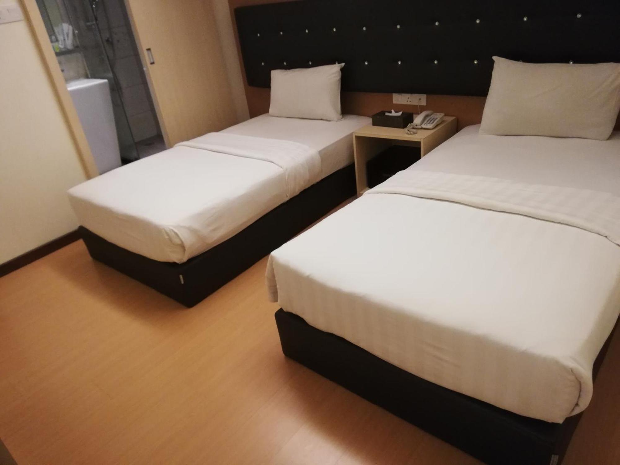 Ease Hotel Kota Kinabalu Extérieur photo